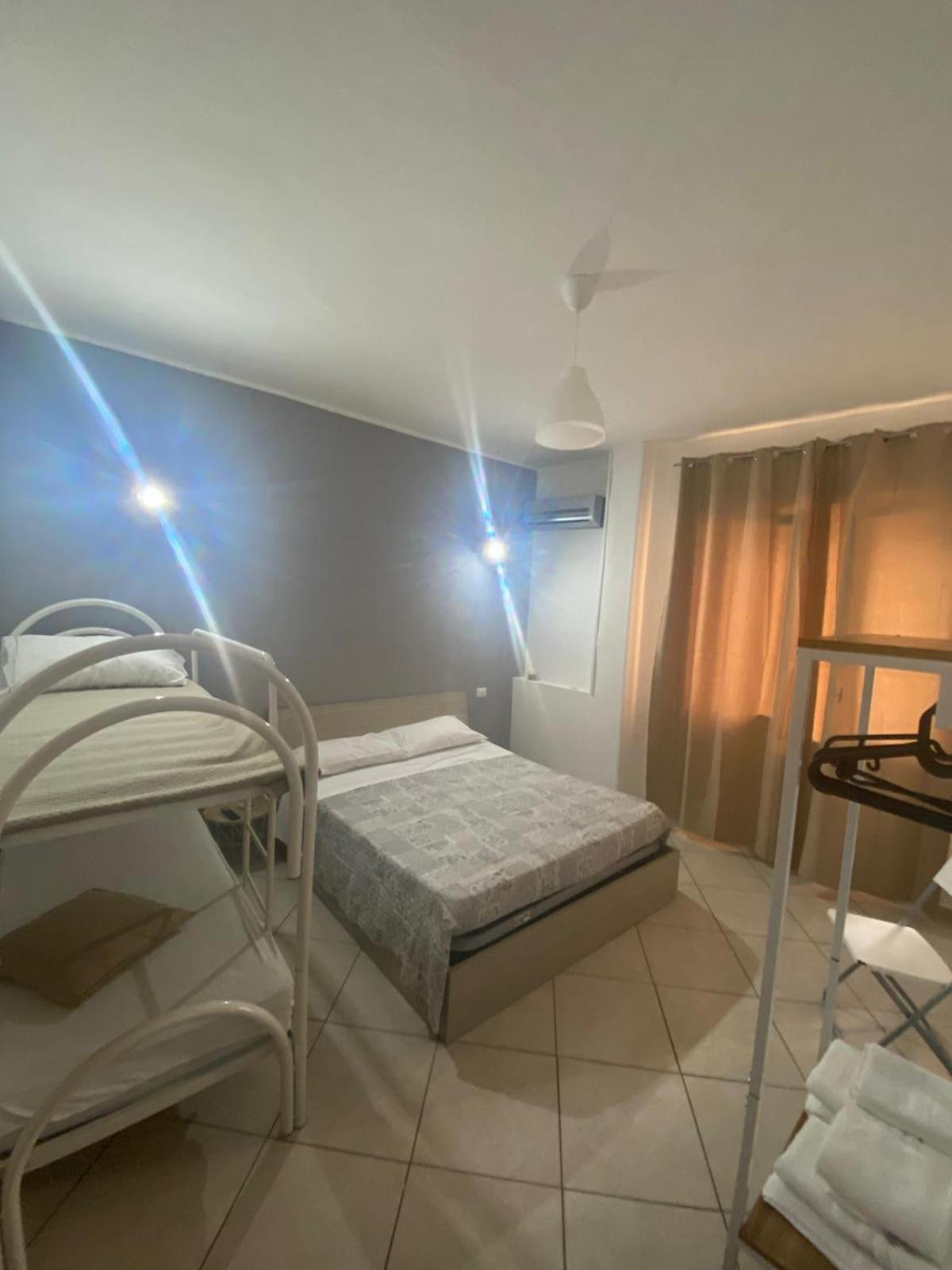 Bedroompompei With Free Parking エクステリア 写真